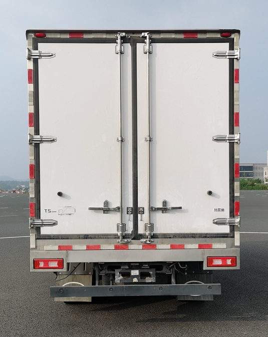 比亞迪牌BYD5040XLCHEV1插電式增程混合動(dòng)力冷藏車(chē)公告圖片