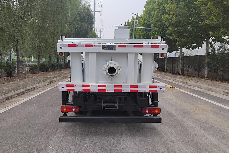 寶旭龍卡牌EBX5072TZJ鉆機(jī)車公告圖片