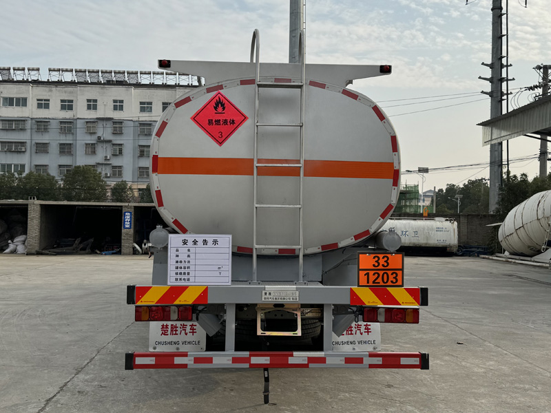 楚勝牌CSC5320GYYZK6運(yùn)油車(chē)公告圖片