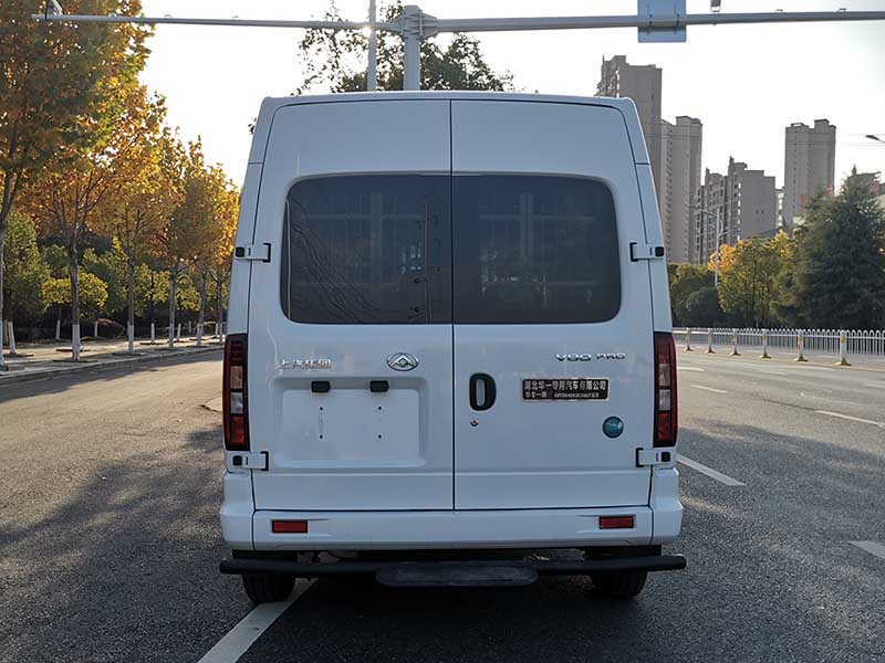 華專(zhuān)一牌EHY5040XQCS6QT囚車(chē)公告圖片