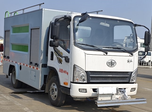 祥農(nóng)達(dá)牌SGW5040TYHCA6路面養(yǎng)護(hù)車公告圖片