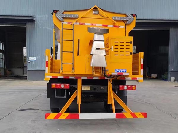 程力威牌CLW5180TCXCDP除雪車公告圖片