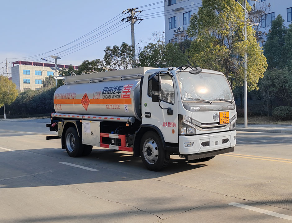 專威牌HTW5120GJYEQ6加油車公告圖片