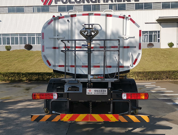 福龍馬牌FLM5182GQXYJBEVS純電動(dòng)清洗車公告圖片