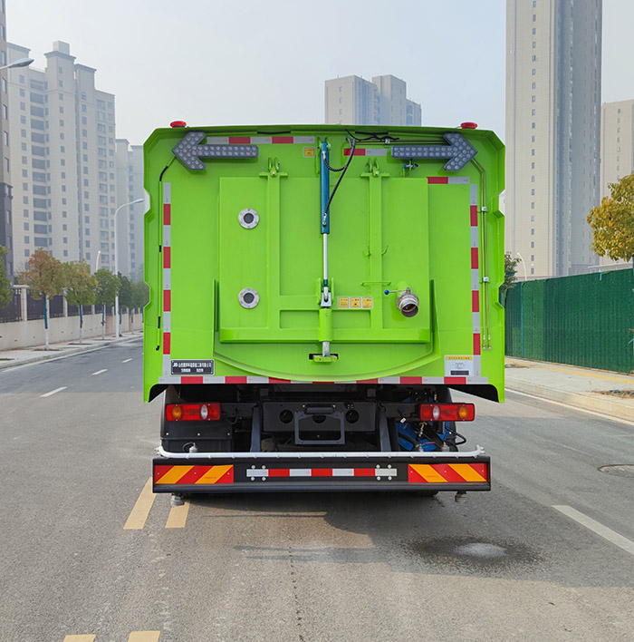 玉驍瓏牌YBH5180TXSD6洗掃車公告圖片