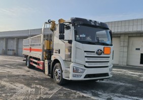 龙帝牌CSL5180TQPE6B气瓶运输车