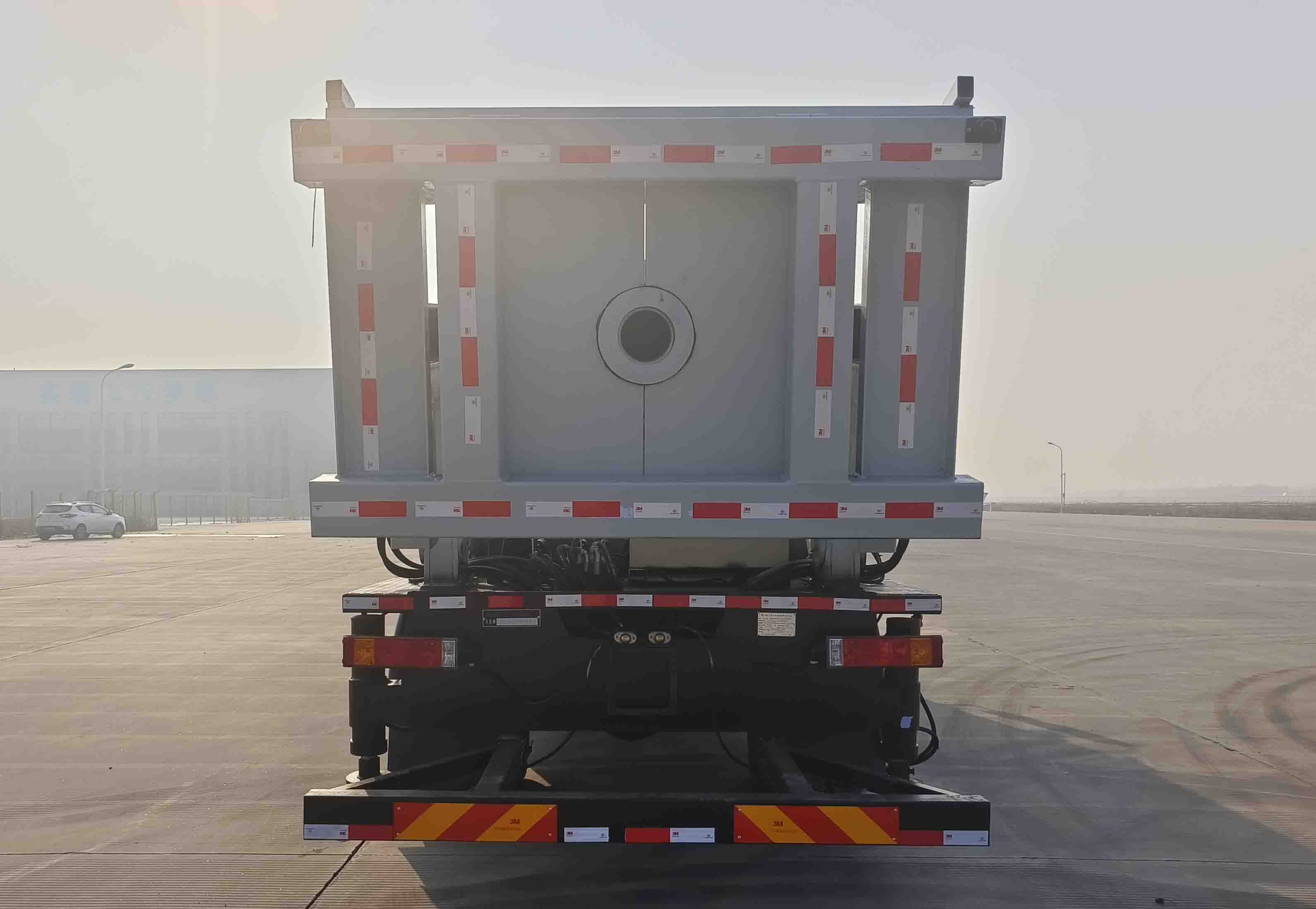 專致牌YZZ5170TZJSX6J鉆機車公告圖片