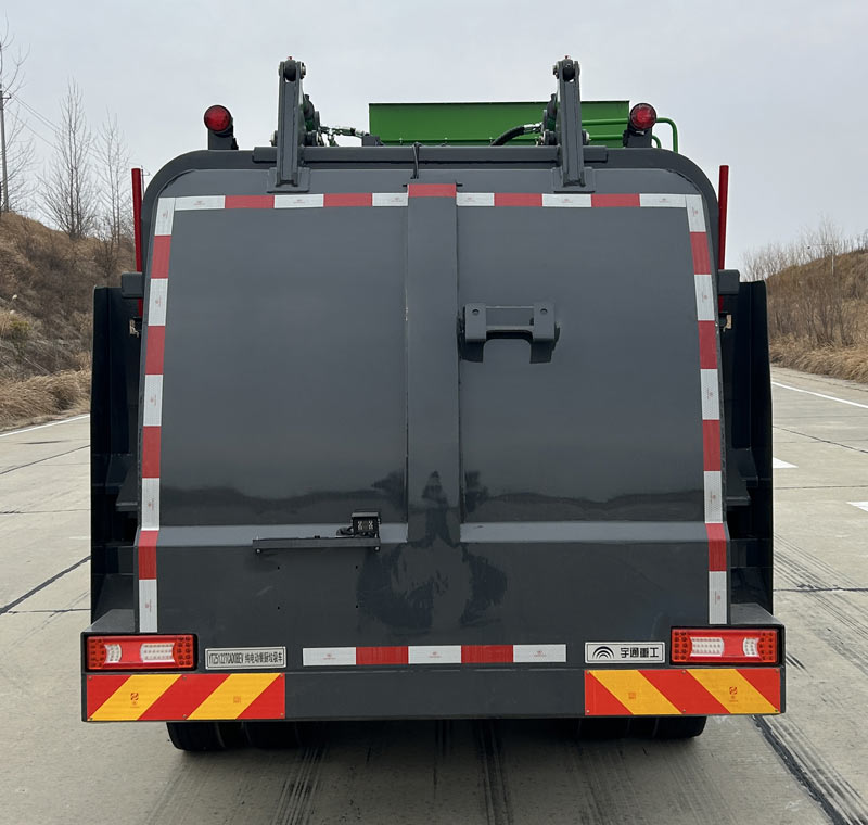 宇通牌YTZ5122TCAD0BEV純電動餐廚垃圾車公告圖片