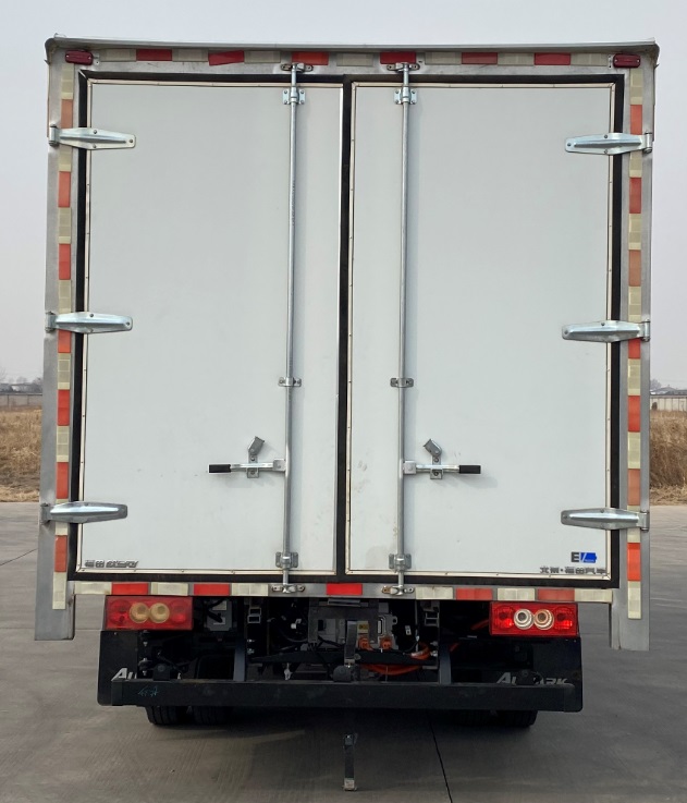 福田牌BJ5045XLCFCEV4燃料電池冷藏車公告圖片