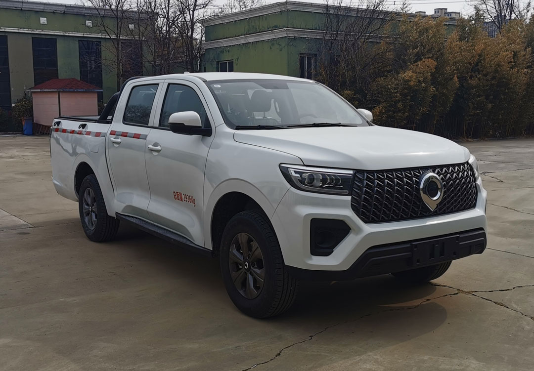 RAX5030TXUCC型巡邏車圖片