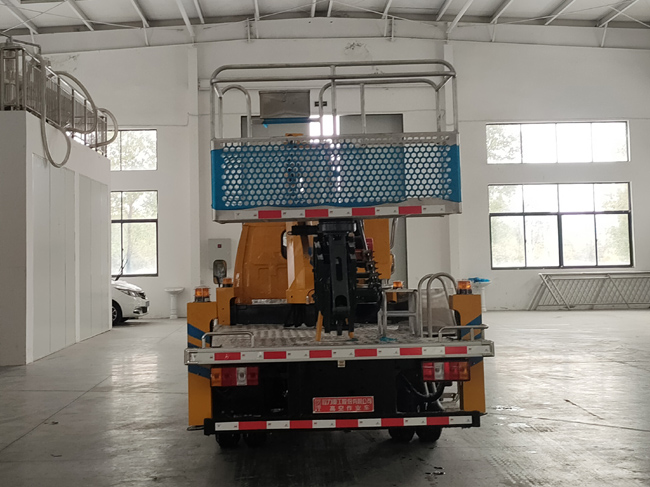 程力重工牌CLH5040JGK6ADS高空作業(yè)車公告圖片