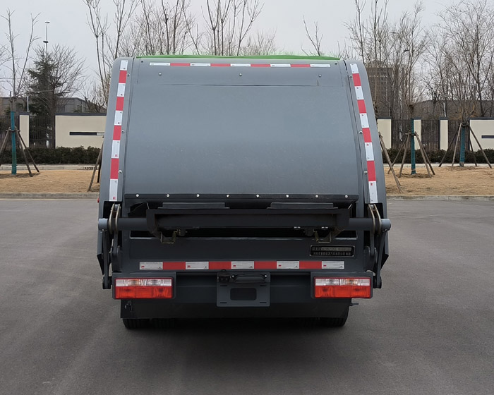 犀重牌AXZ5100ZYSDFBEV純電動壓縮式垃圾車公告圖片