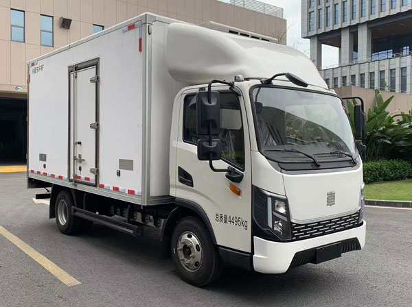 中國中車牌TEG5040XLCABEV1純電動冷藏車公告圖片