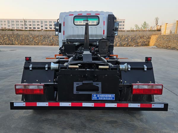程力威牌CLW5040ZXXASK車(chē)廂可卸式垃圾車(chē)公告圖片