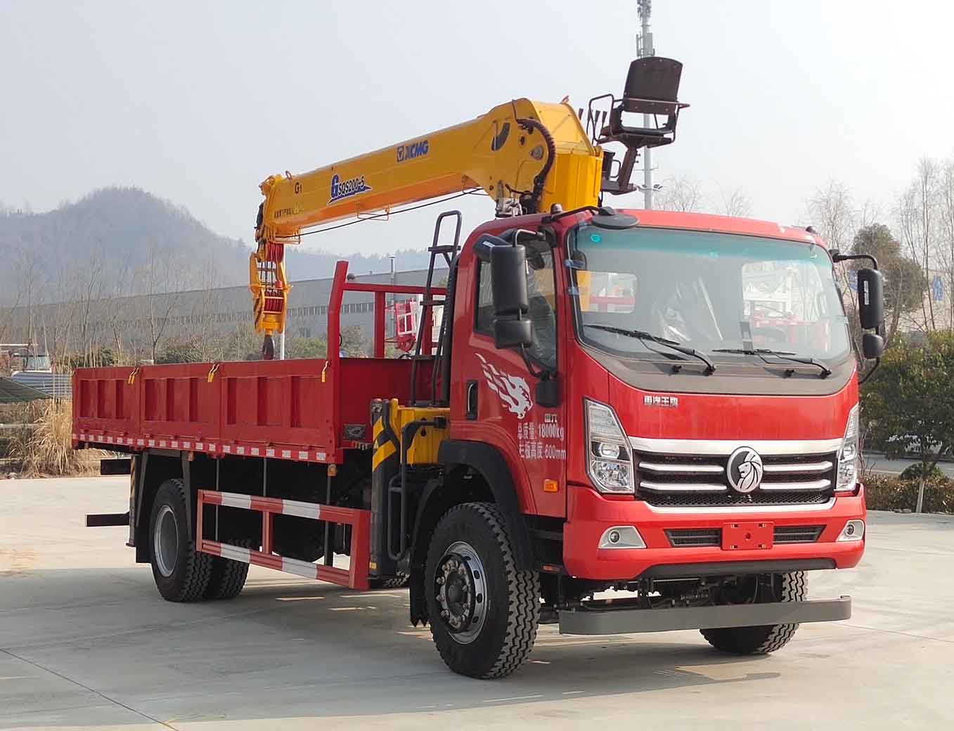 專(zhuān)致牌YZZ5181JSQCD6隨車(chē)起重運(yùn)輸車(chē)