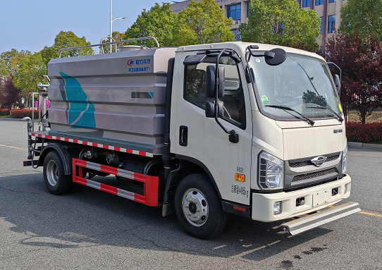 程力威牌CLW5045TYH6SL路面養(yǎng)護車公告圖片