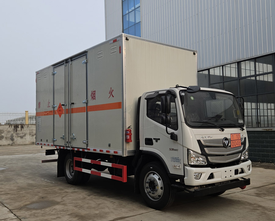 大力牌DLQ5128XQYBJ6爆破器材運(yùn)輸車公告圖片