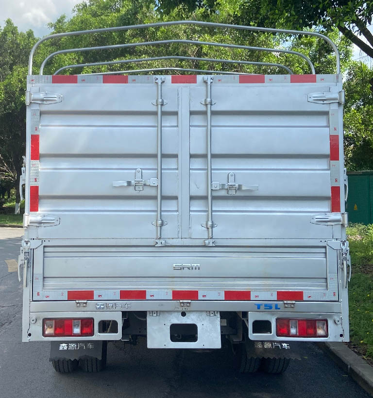 鑫源牌JKC5034CCYD0X5BEV純電動(dòng)倉(cāng)柵式運(yùn)輸車公告圖片