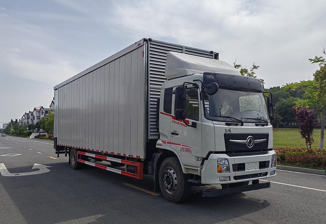 神鷹牌YG5183XCCDFVC1餐車