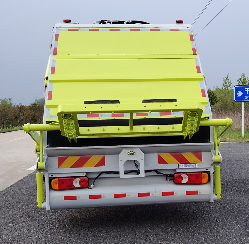 凌河牌LH5180ZYSABEV純電動(dòng)壓縮式垃圾車公告圖片