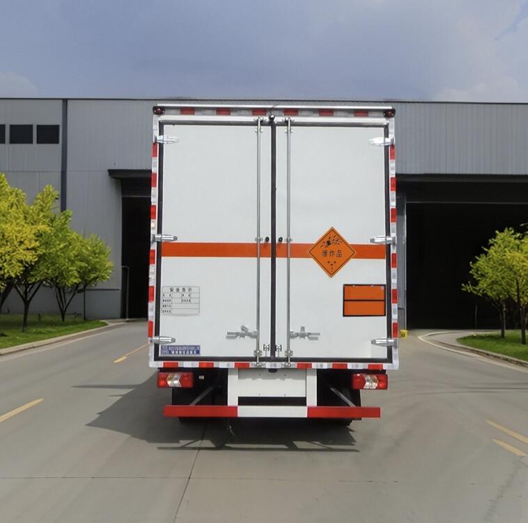 程力牌CL5099XQY6BXW爆破器材運輸車公告圖片