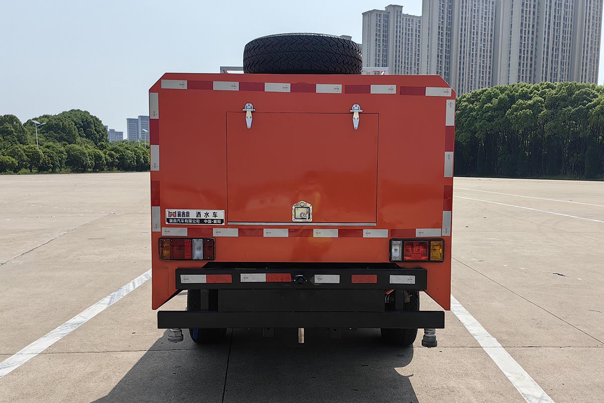 襄鑫鼎牌XDV5041GSSQL6灑水車公告圖片