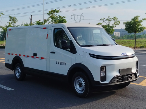 江淮牌HFC5030XXYEV13W純電動(dòng)廂式運(yùn)輸車公告圖片