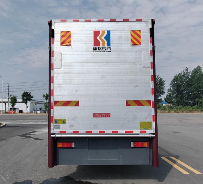 康牧晨遠牌KMH5180CCQE6畜禽運輸車公告圖片