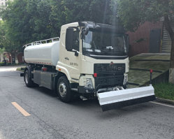 纯电动清洗车