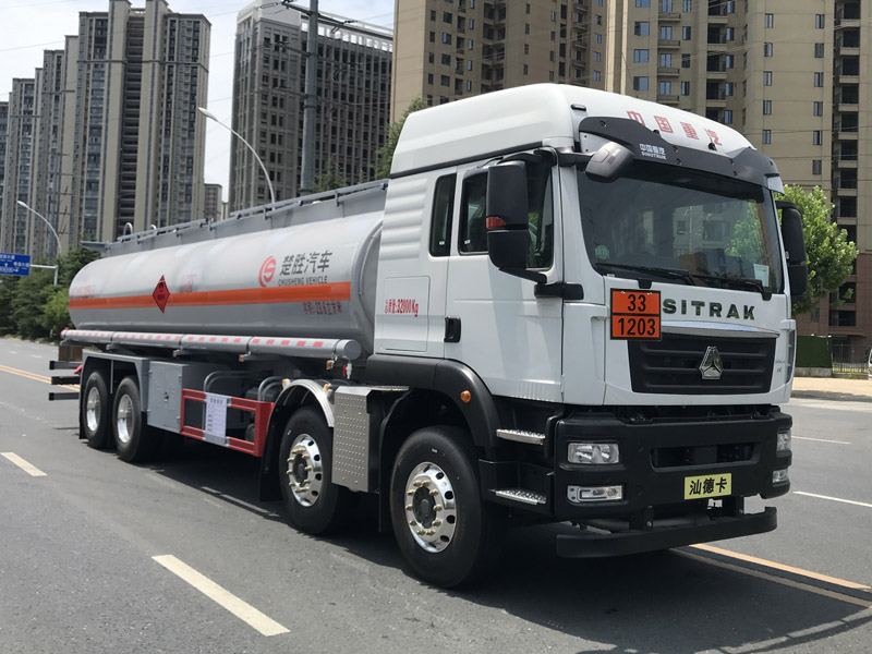 CSC5320GYYZK6A型運(yùn)油車圖片