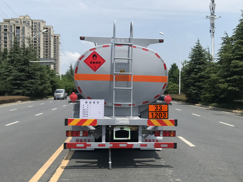 楚勝牌CSC5320GYYZK6A運(yùn)油車公告圖片