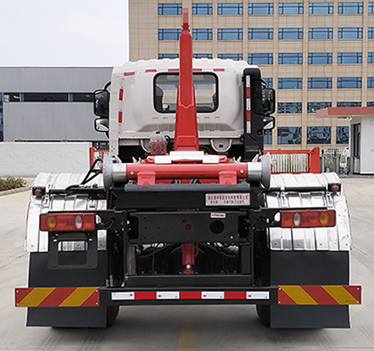 楚帝牌DCD5181ZXXDY6車(chē)廂可卸式垃圾車(chē)公告圖片