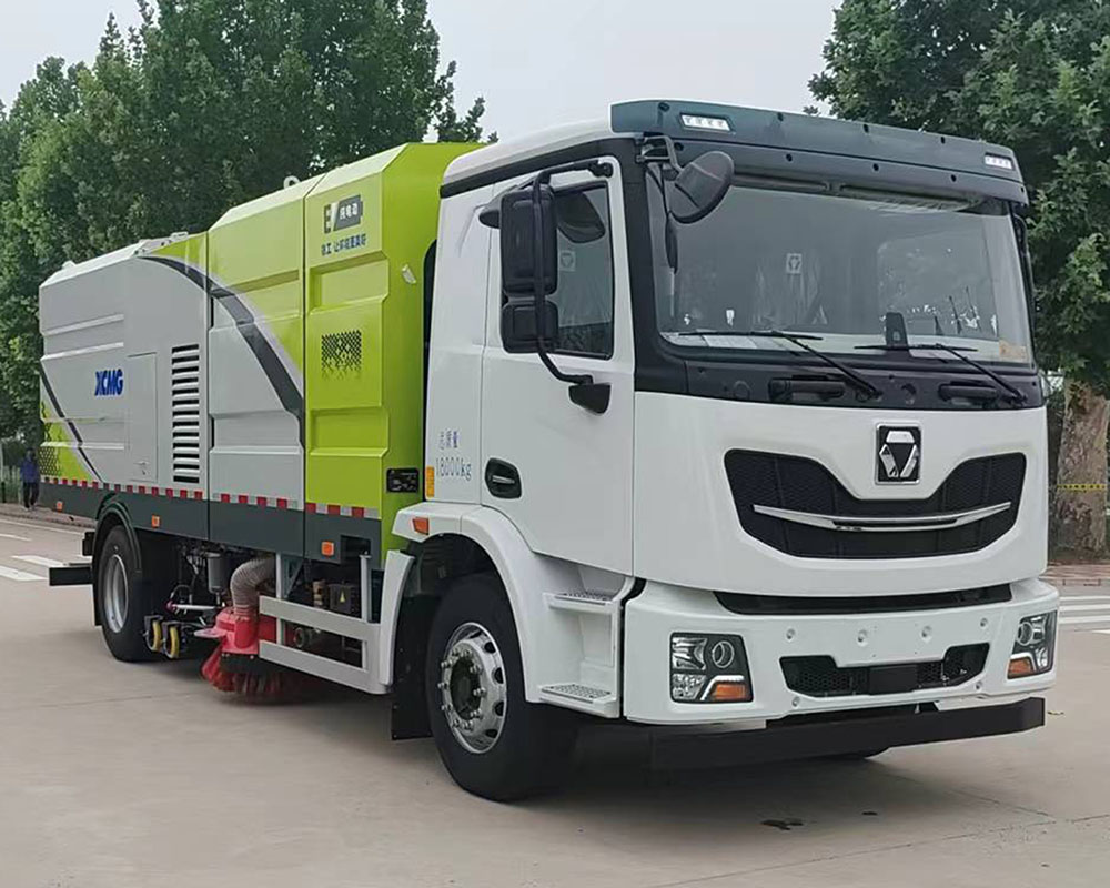 徐工牌XGH5182TXSXBEV純電動(dòng)洗掃車(chē)公告圖片