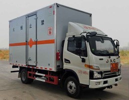 爆破器材运输车