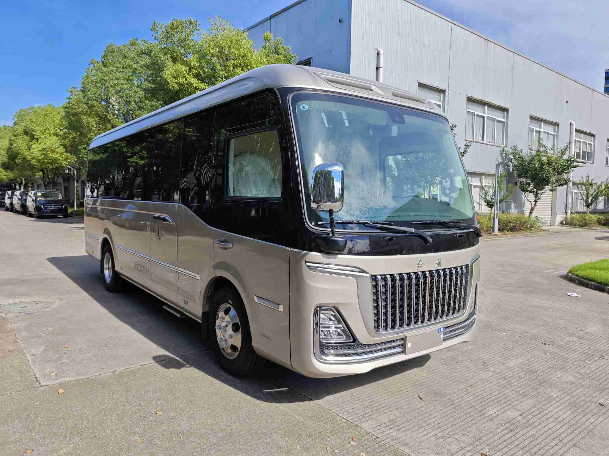 鉑馳牌ZXC5061XSWA商務(wù)車公告圖片