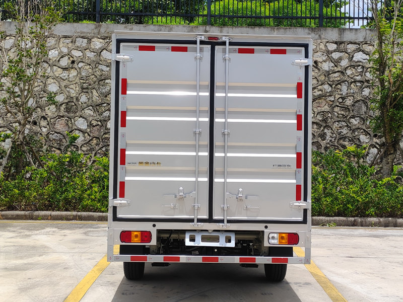 菱勢牌GXA5031XXYBEVC1純電動廂式運輸車公告圖片