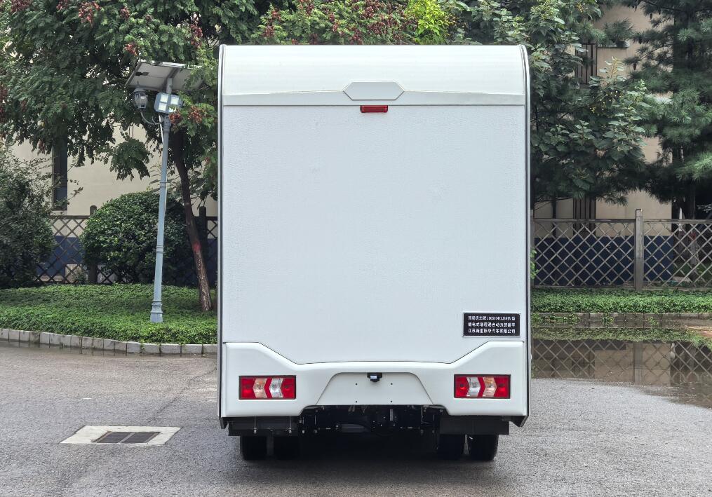 新星房車牌JBG5034XLJSHEV插電式增程混合動力旅居車公告圖片