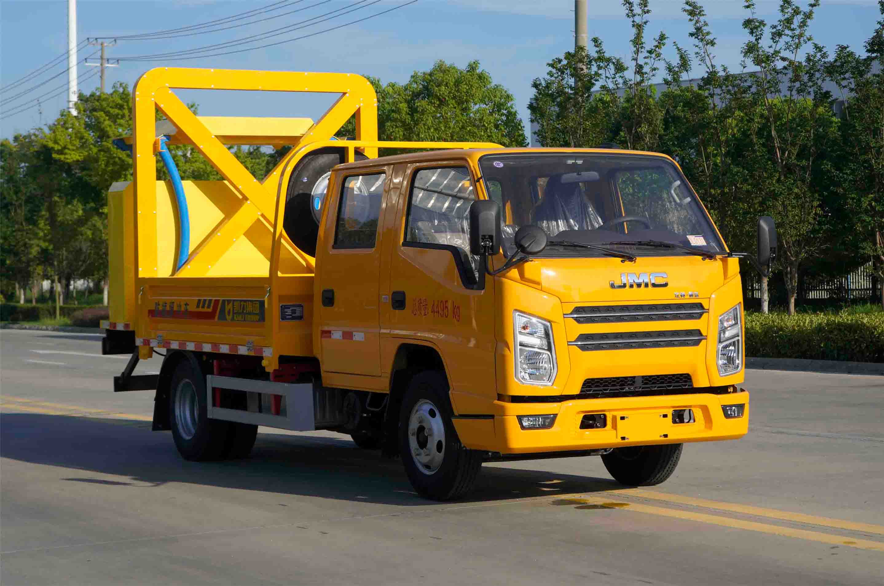 凱力風(fēng)牌KLF5042TFZJ6防撞緩沖車公告圖片