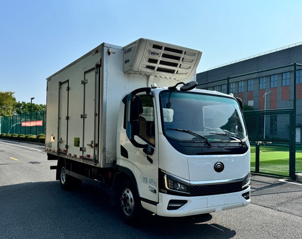 宇通牌ZKH5045XLCBEV254純電動冷藏車公告圖片