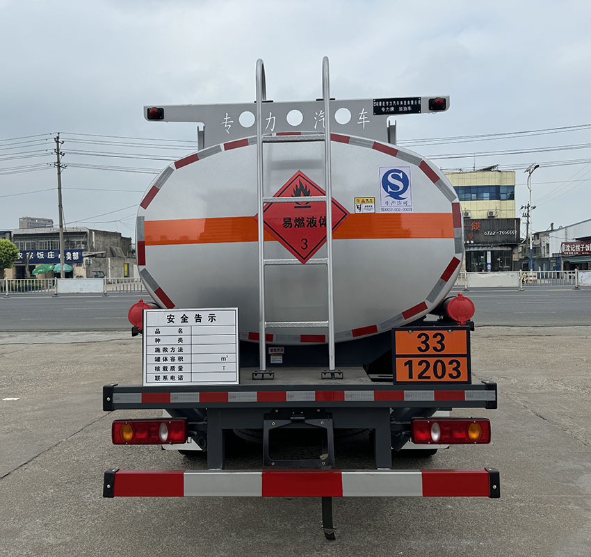 專力牌ZLC5126GJYEQA6加油車公告圖片