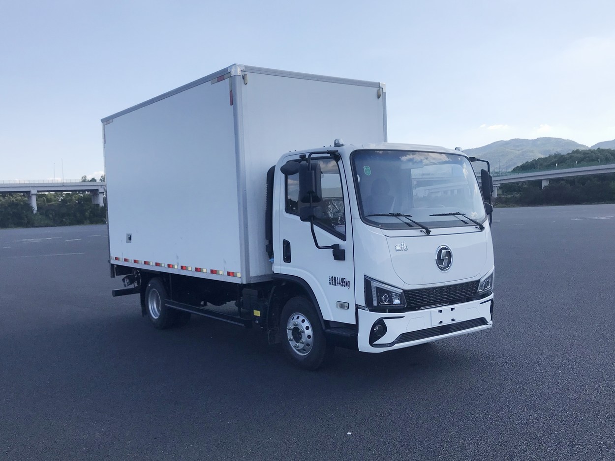 陜汽牌SX5049XXYNP6341廂式運(yùn)輸車(chē)公告圖片