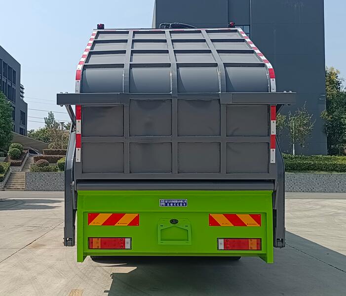 程力牌CL5310ZYS6AQC壓縮式垃圾車公告圖片