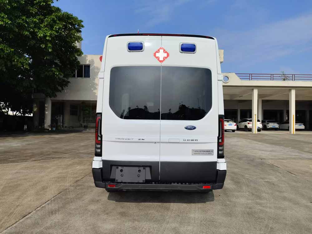 和麥牌HMK5049XJHC6救護(hù)車公告圖片