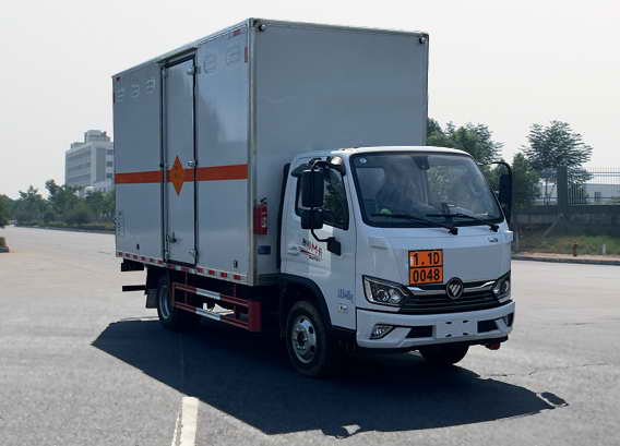 鼎宸騰興牌DCZ5041XQYBJ6爆破器材運(yùn)輸車公告圖片