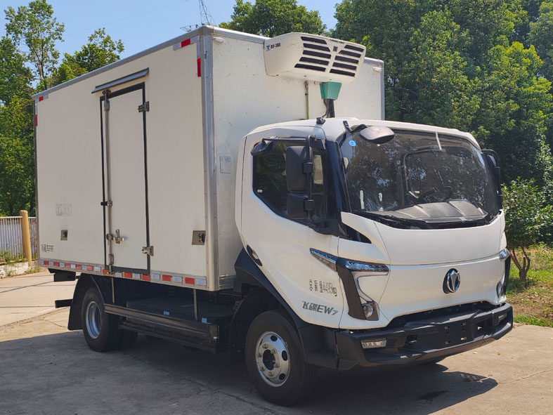 飛碟牌FD5040XLCW78BEV-2純電動(dòng)冷藏車公告圖片