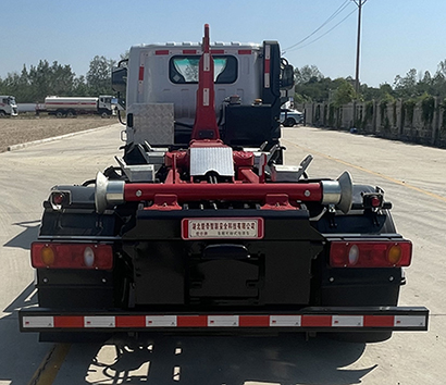 楚帝牌DCD5080ZXXE6車廂可卸式垃圾車公告圖片