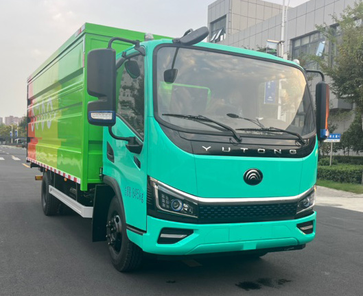 宇通牌YTZ5080XTYD1BEV純電動密閉式桶裝垃圾車公告圖片