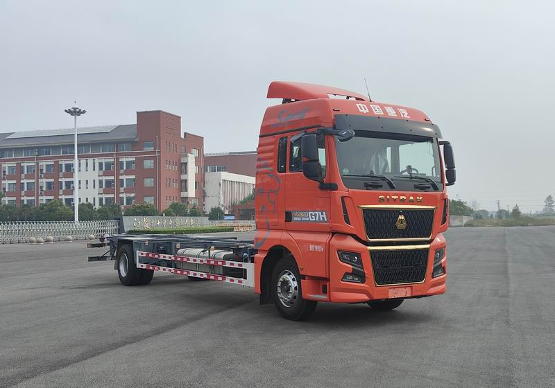 汕德卡牌ZZ5186ZKXN711HF1車廂可卸式汽車公告圖片