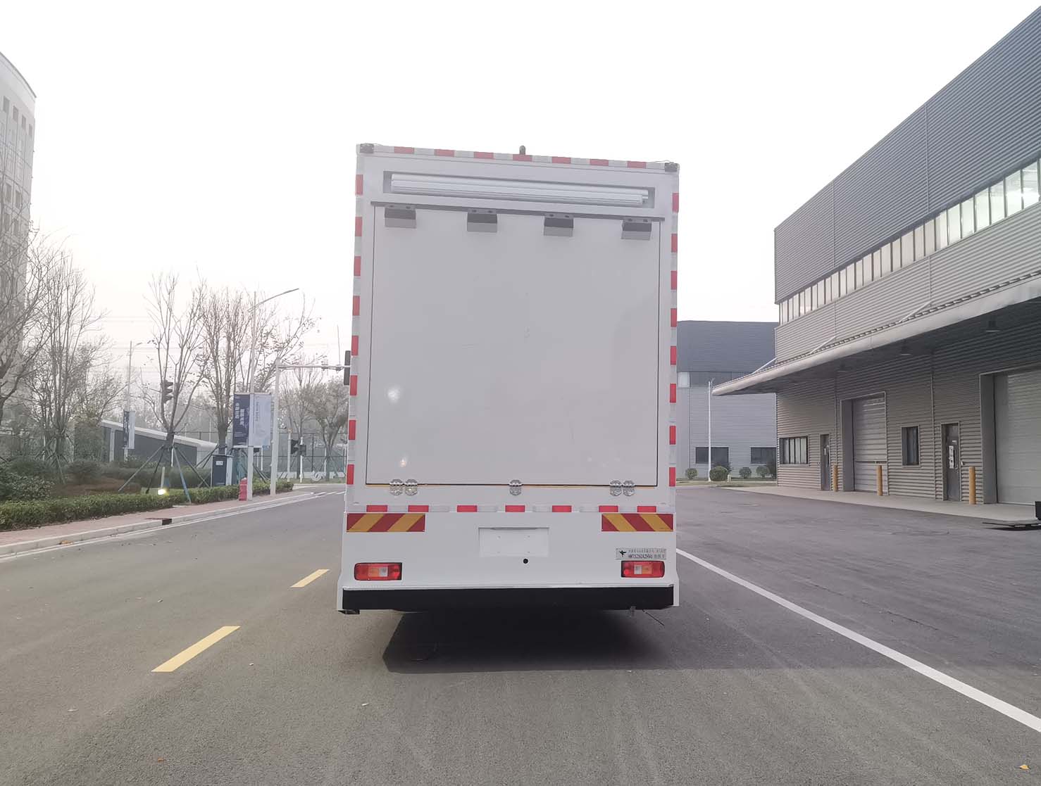 鴻馬斯特牌HMT5250XZHV6指揮車(chē)公告圖片