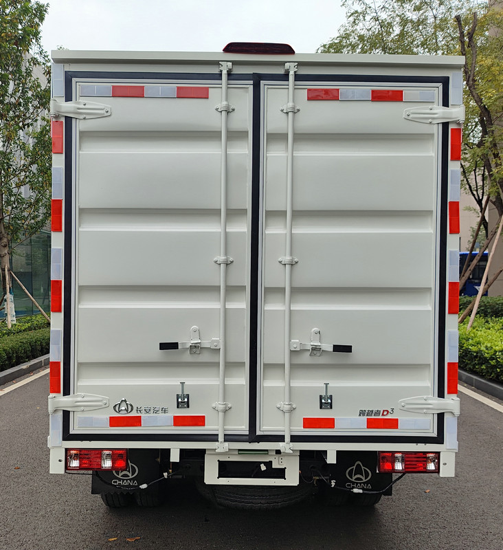 長(zhǎng)安牌CKS5032XXYD3BD6B1廂式運(yùn)輸車公告圖片